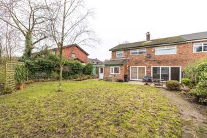 Photo 25- click for photo gallery